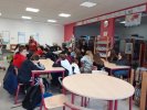 La journaliste Marie Lenglet répond aux questions des élèves